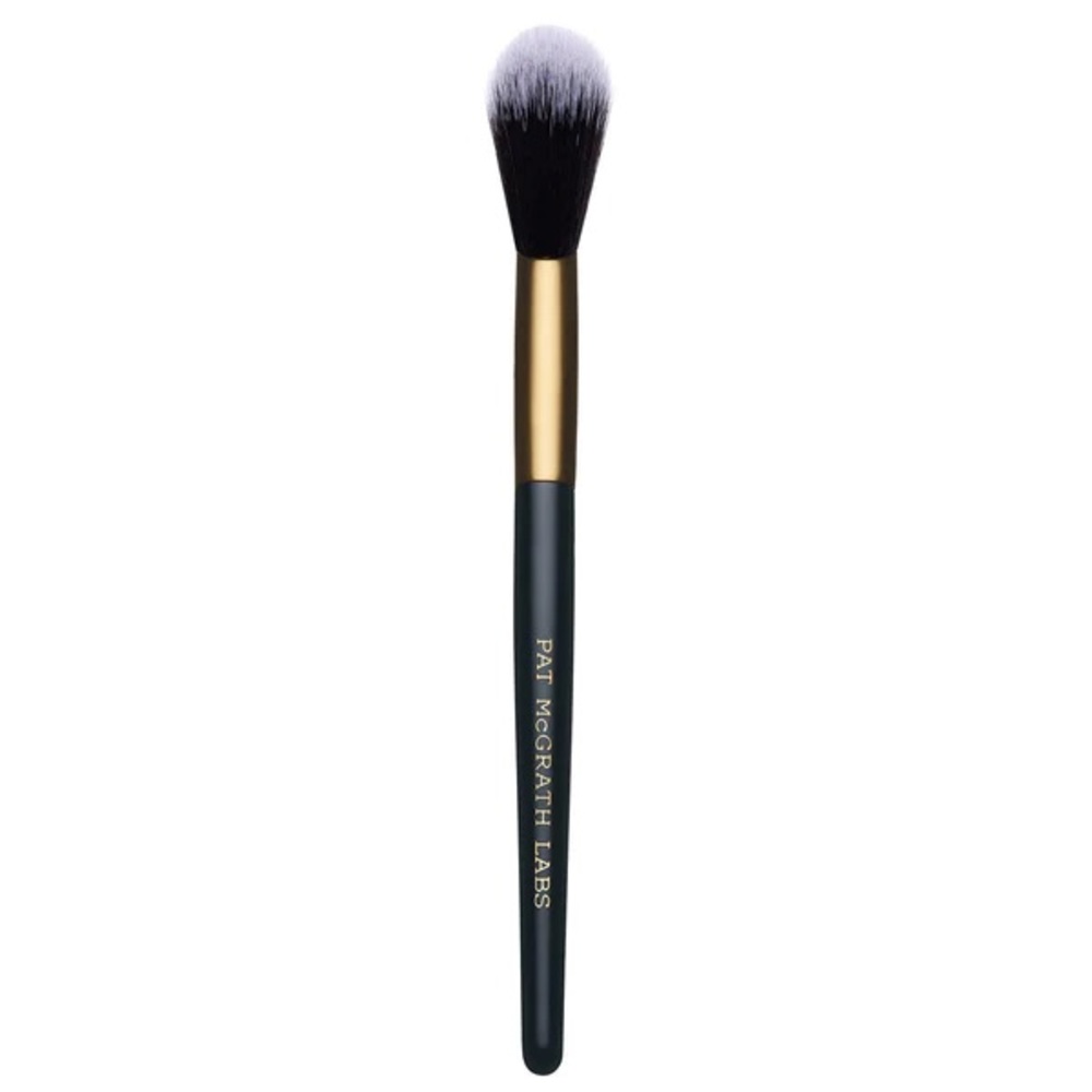 PAT McGRATH Sublime Perfection Blurring Brush